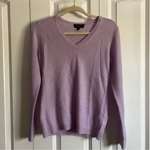 light purple cashmere v neck sweater